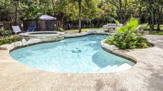 Ideas for Updating Your Aging Pool