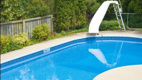 When Do I Need to Replace My Pool Liner?